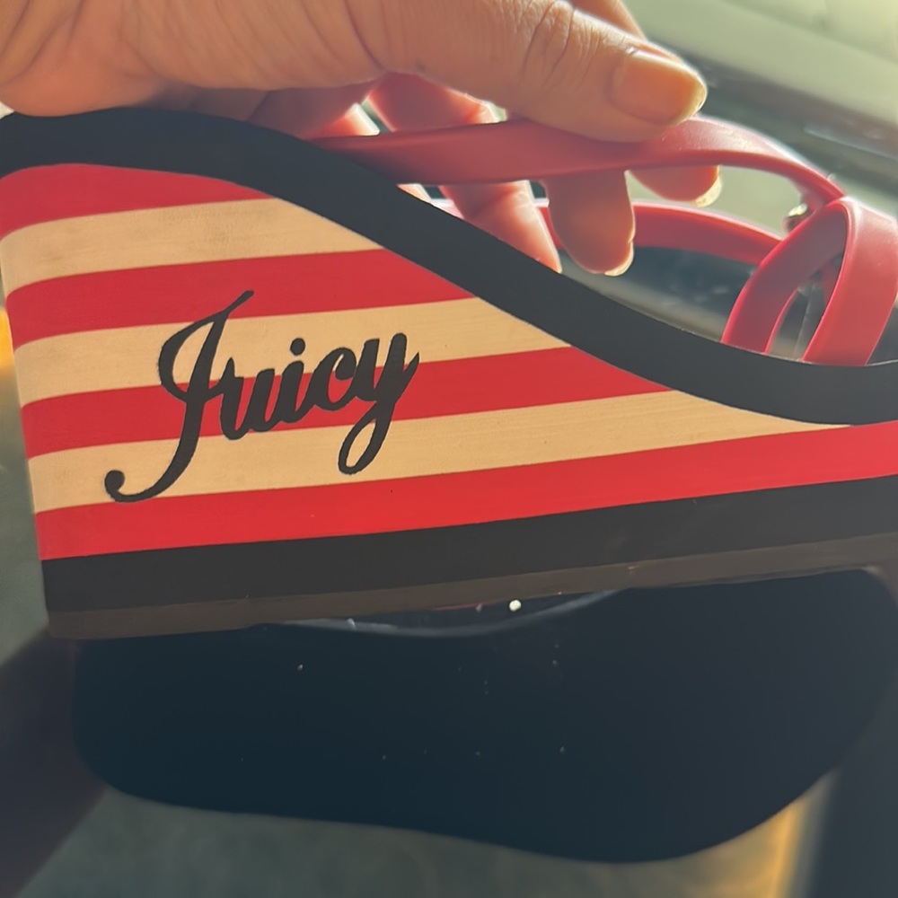 NWOT Authentic Juicy Couture Wedge Heel sandals in a cheery Black , Red & white - Picture 8 of 17